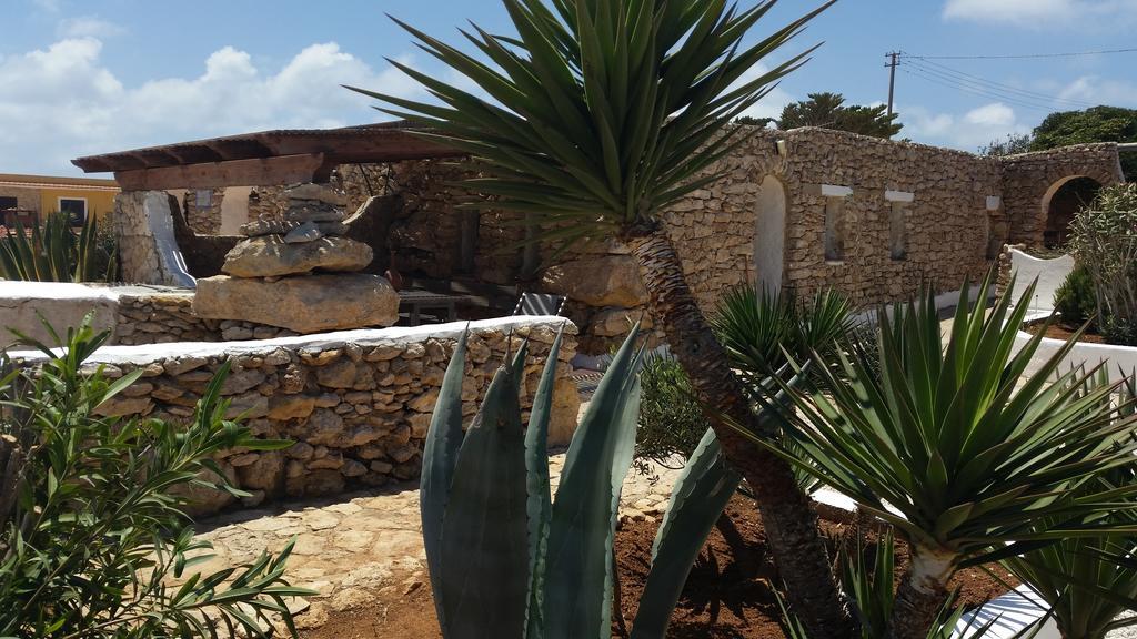 I Dammusi Di Pippo Apartment Lampedusa Exterior photo